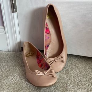 Nude Fergalicious Flats